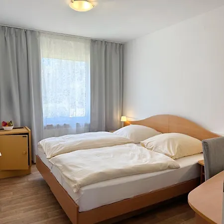 Hotel Rosenhof 3*